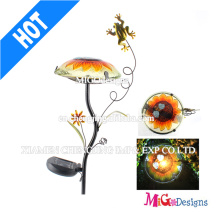 Lumière solaire de jardin de lumière de champignon de grenouille de piquet de métal de mode